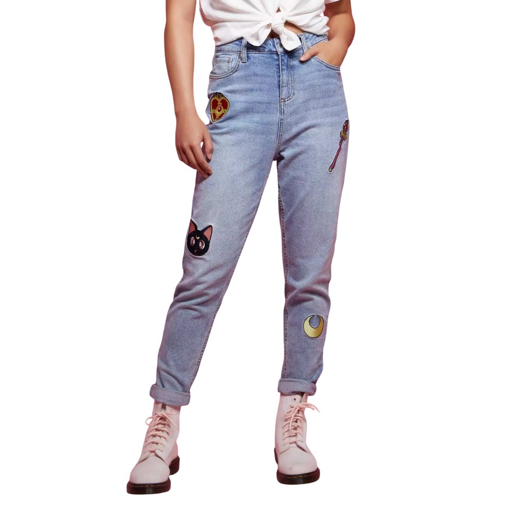 Hot Topic Women's Sailor Moon Icons Embroidered Casual High Rise Mom Jeans Sz 16